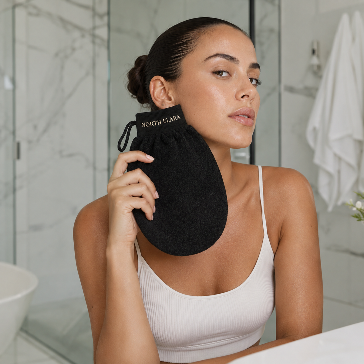 Élan Body Polish Mitt™